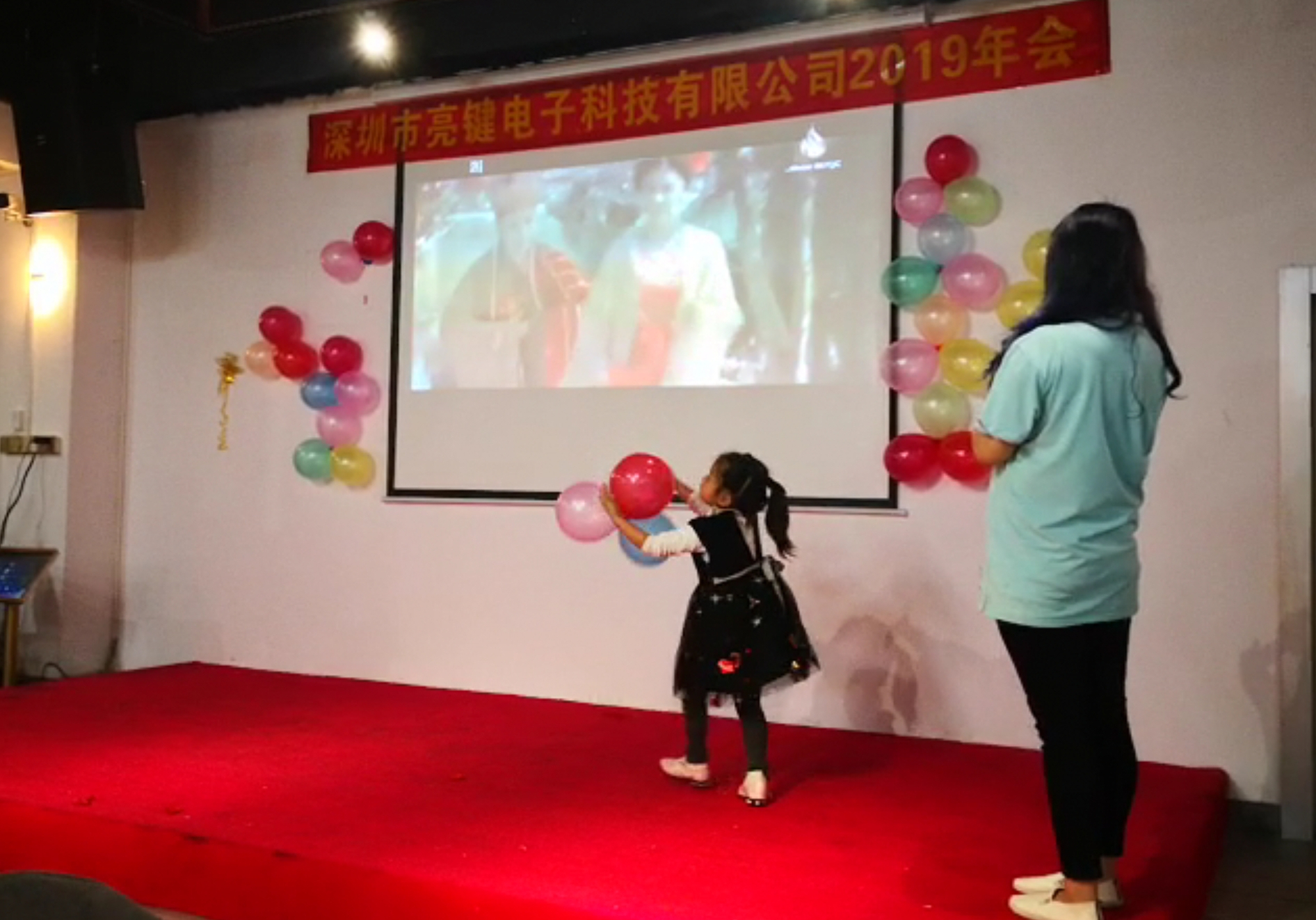 BAA11A689BE162741A1AACFFB933E000